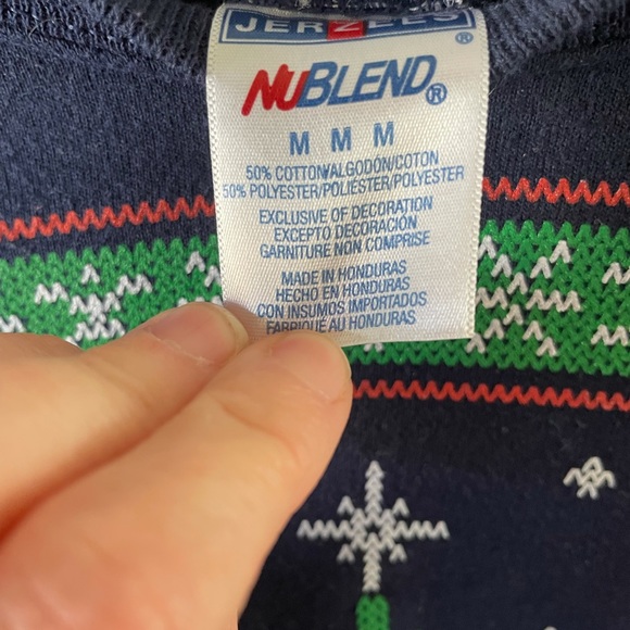 🎄Ugly Christmas Sweatshirt - Picture 3 of 4